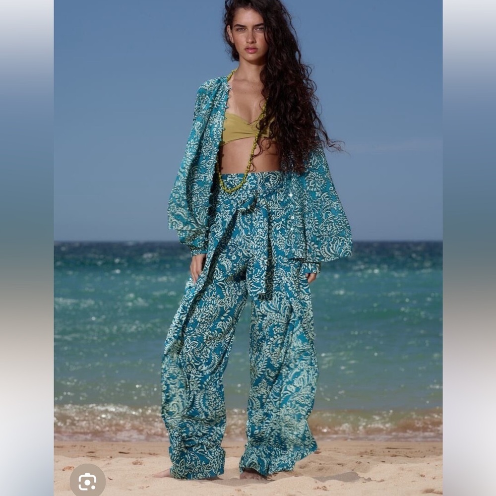 NEW ZARA SUMMER/VACATION 
Printed Pareo Pants Size XS 
🚨NO DISCOUNT